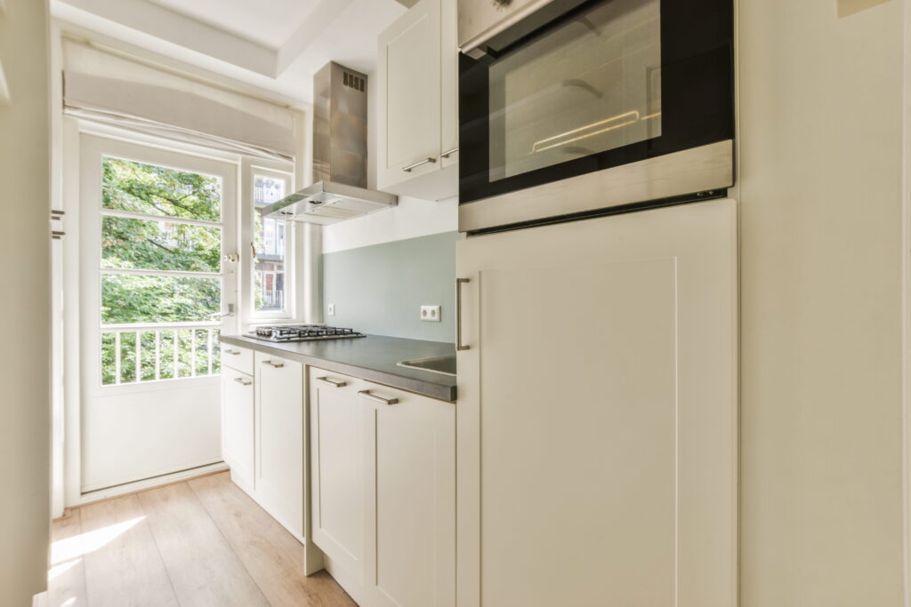 cocina con mucha luz